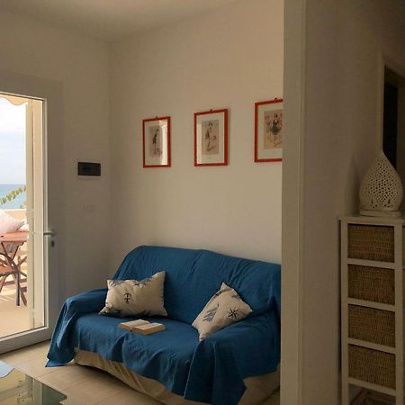 Villa Casa Fronte Mare A Torre Vado 2 Esterno foto